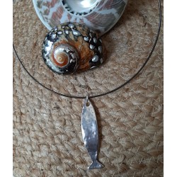 Collier Poisson